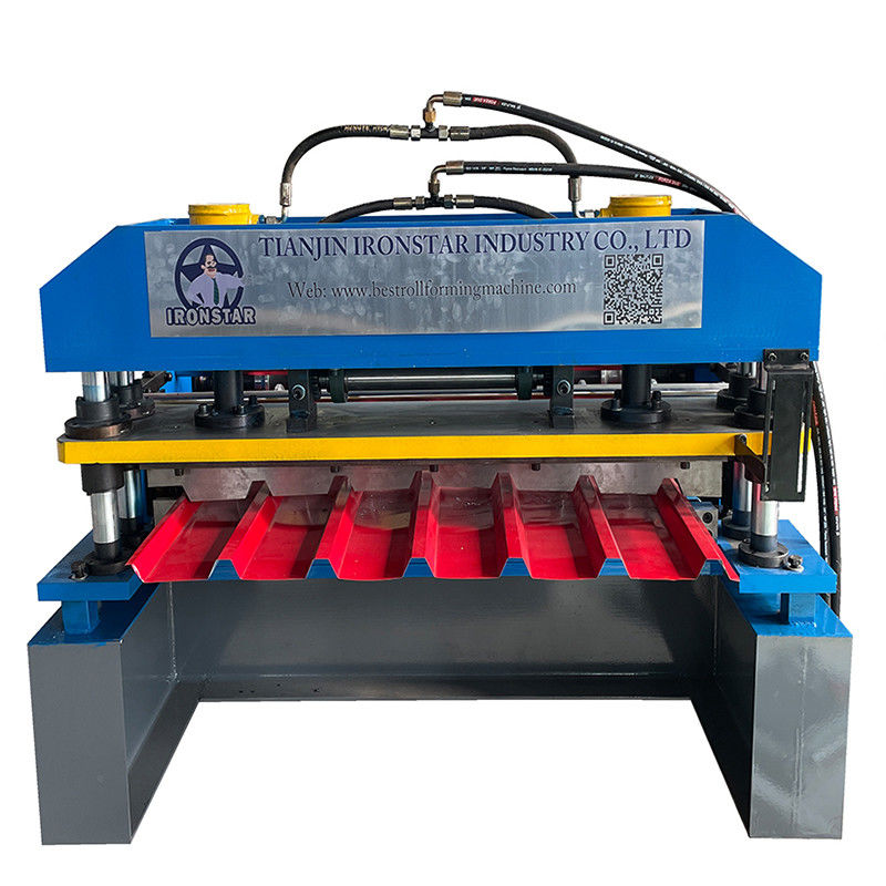 ISO9001 7 Ribs Type Roof Roll Forming Machine With Safety Cover