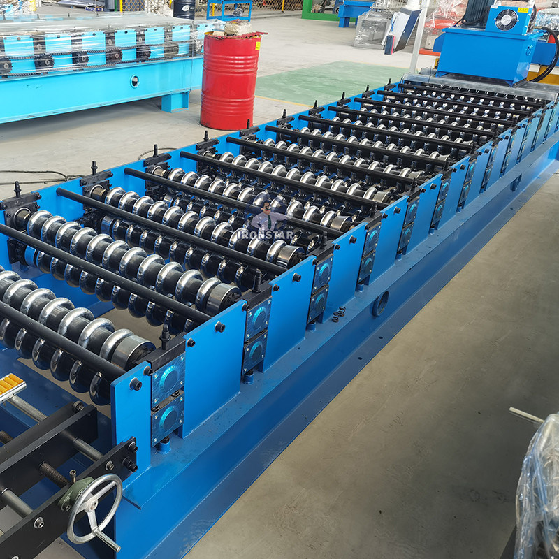 “Power Saving Automatic 836mm PPGI Corrugated Roof Roll Forming Machine Metal Wave Roof Sheet Making Machine PLC Control Power Saving 836mm Corrugated Roof Roll Forming Machine For PPGI Color Steel ”