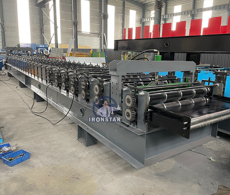 OEM 0.7-1.2mm Thickness Floor Deck Roll Forming Machine High Performance