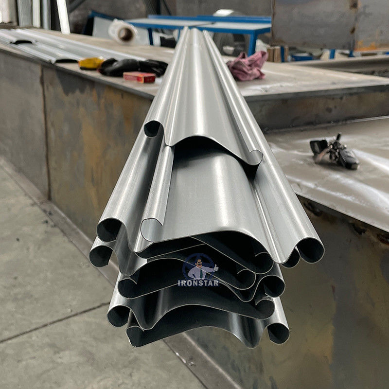Customized Use In Garage Store And Factory 0.8-1.2mm Metal Rolling Shutter Slat Door Roll Forming Machine For Libya