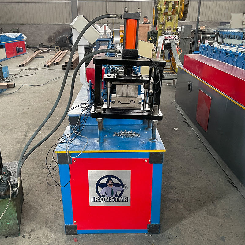 Red 100mm Roller Shutter Roll Forming Machine With Manual Decoiler