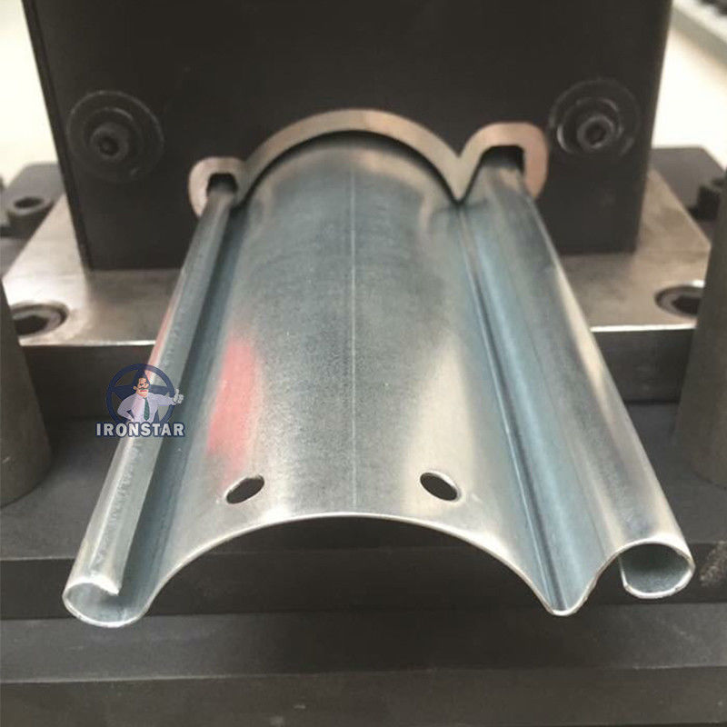 Galvanized Steel 0.8-1.2mm Roller Shutter Door Slat Machine PLC Control