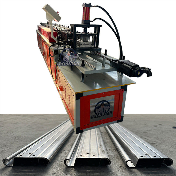 100mm sandwich rolling shutter door roll forming machine in Saudi Arabia olling shutter strip making machine
