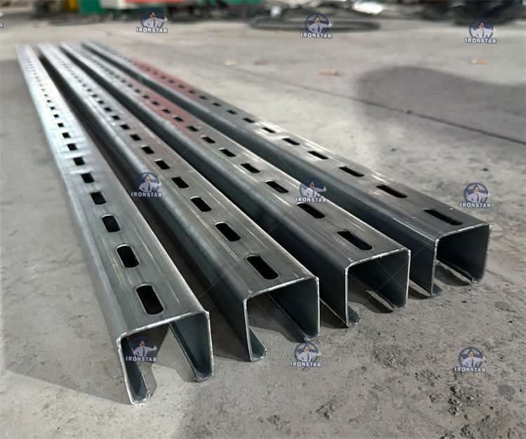 41*21 / 41*41 / 41*72mm 3 sizes in 1 Solor bracket roll forming line in Mexico Photovoltaic bracket forming machine