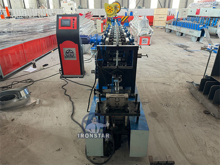 41*21 / 41*41 / 41*72mm 3 sizes in 1 Solor bracket roll forming line in Mexico Photovoltaic bracket forming machine