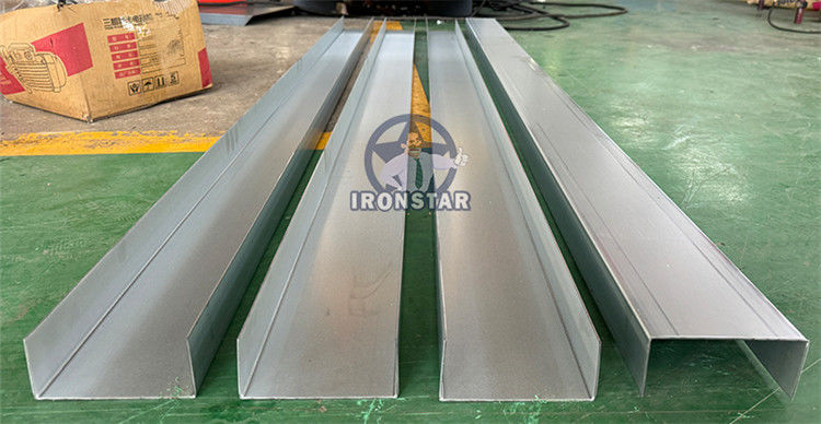 60-200mm automatic size changeable U purlin making machine for Kazakstan 80-300mm automatic size changeable U purlin