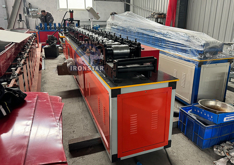 30-50m/min fast speed cutting rolling shutter door roll forming machine in Brazil Raw material: Galvanized steel