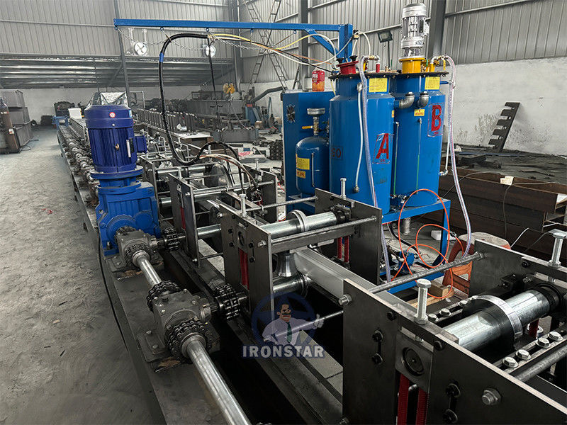 PU sandwich shutter door roll forming machine for Turkey Galvanized steel or PPGI or Aluminium