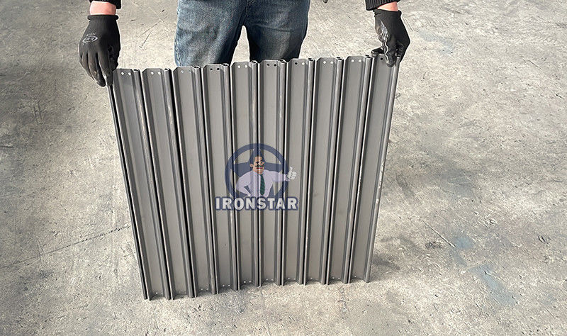 2 in 1 rolling shutter door roll forming machine for Saudi Arabia