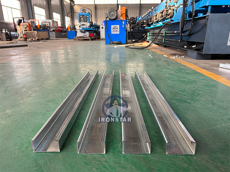 “High Speed Fully Automatic CZ Purlin Roll Forming Machine 80‑300mm Range Interchangeable C and Z Purlin Profiles”