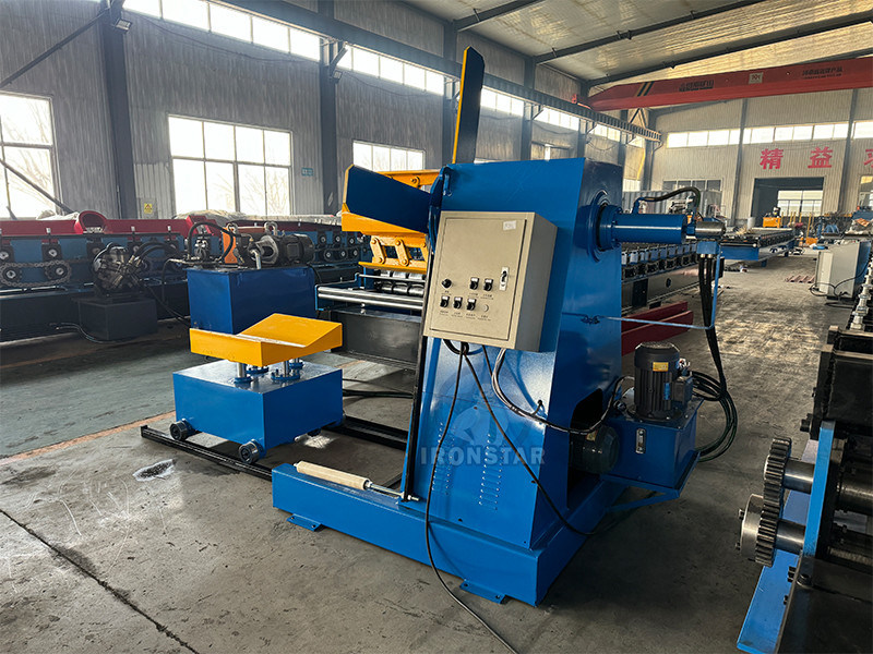 “5 Ton 500mm Width Hydraulic Decoiler With Car Automatic Hydraulic Uncoiler Machine For Metal Sheet Roll Forming Line”