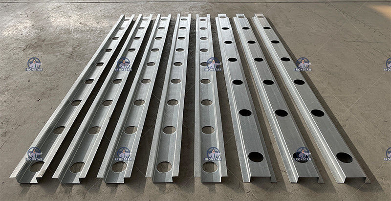 Punching holes omega profile roll forming machine for US Omega profile roll forming machine Top hat roll forming machine