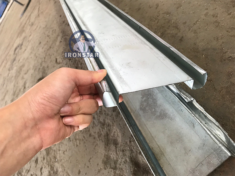 “M Shape Shutter Door Roll Forming Machine Galvanized Steel Door Making Equipment quipment ” ”