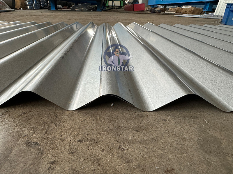 “Ironstar Customized 850 Corrugated Roof Sheet Roll Forming Machine 0.3-0.8mm Galvanized Panel Making Machine for Chile”