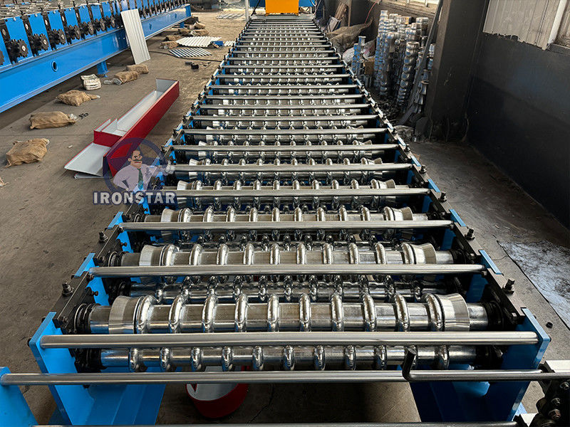 762mm 0.12-0.4mm corrugated roll forming machine in Indonesia Raw material: GI (Galvanized Steel ) material G550