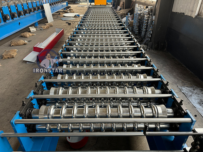 “Ironstar 850 Type Roof Sheet Making Machine 0.3-0.8mm Corrugated Roof Panel Roll Forming Machine for Chile”