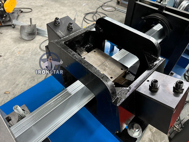 Omega profile roll forming machine Raw material: Galvanized steel Export port: Tianjin port