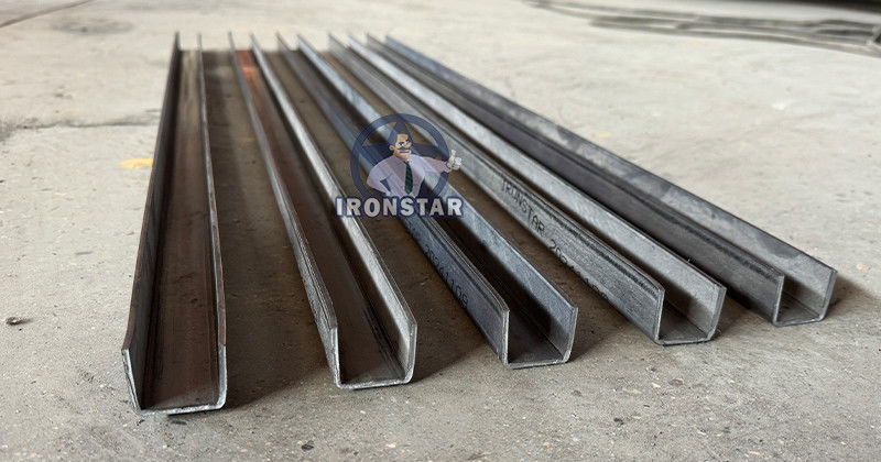 35*15mm and 35*30mm 10 Ga 2 sizes in 1 U purlin roll forming machine in America