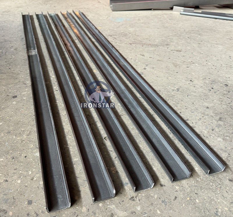 35*15mm and 35*30mm 10 Ga 2 sizes in 1 U purlin roll forming machine in America