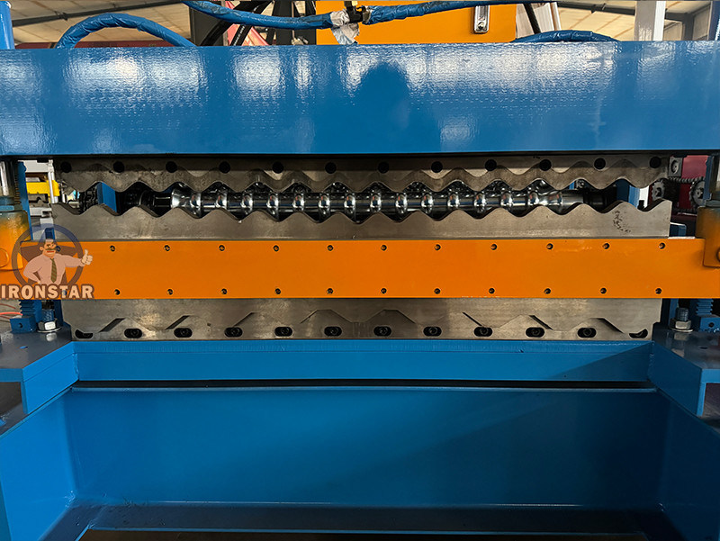 “Ironstar CE Certified European Standard Double Layer Roll Forming Machine 5 Rib and 6 Rib Trapezoidal Sheet Automatic Metal Roofing Sheet Making Machine Roof Panel Production Line for Hungary”