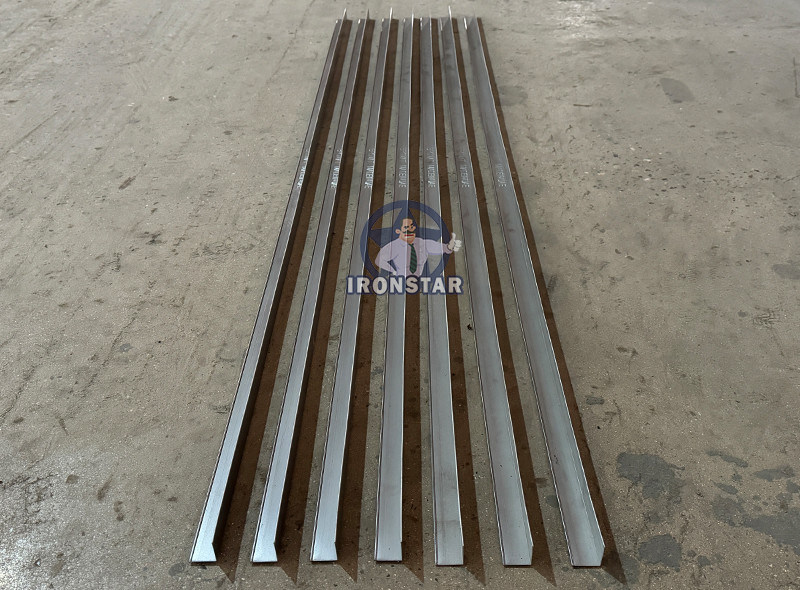 “High Speed Angle And U Channel 2 In 1 Roll Forming Machine For UAE Market Galvanized Steel L Angle U Furring Channel Cold Roll Form Line For Commercial Villa Ceiling Frame”