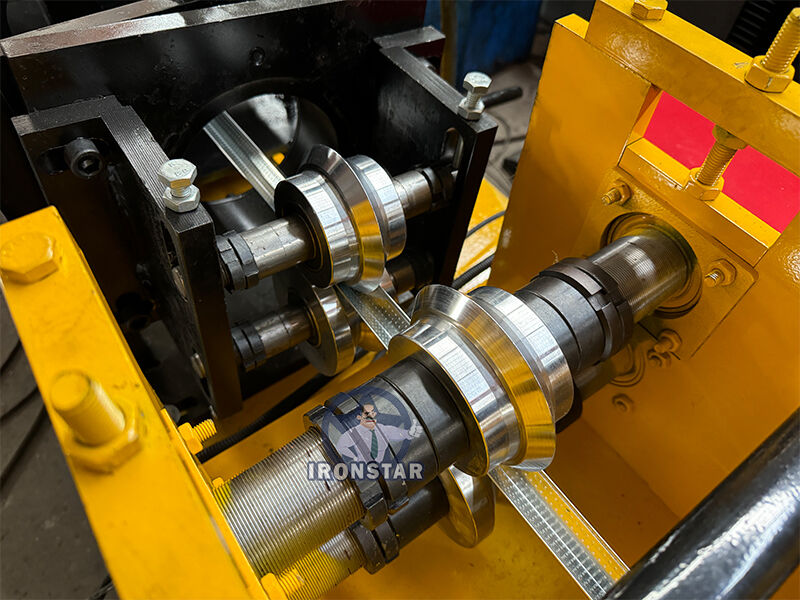 “Egypt Market 20*20mm Corner Bead Angle Bead Roll Forming Machine Production Line ”